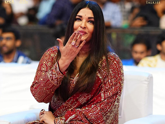 Evergreen Aishwarya Rai Looking Gorgeous At PS 2 Event